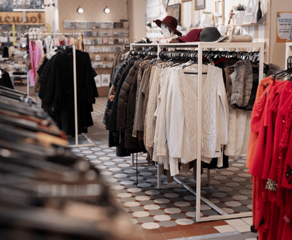 How U.S. Consumers View Retail Giants: Brand Recall and Perception Analysis
