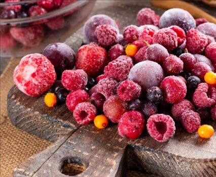 Biodegradable drinking straws with green leaves