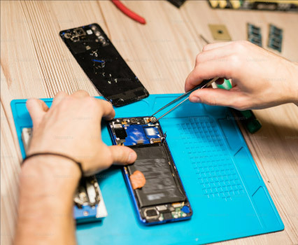 Biodegradable drinking straws with green leaves