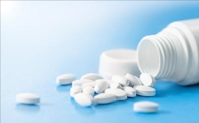 Biodegradable drinking straws with green leaves