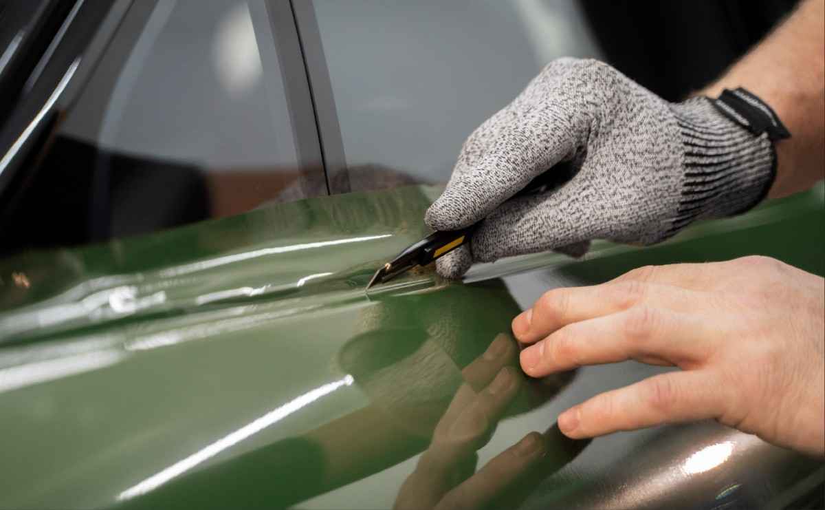 Biodegradable drinking straws with green leaves