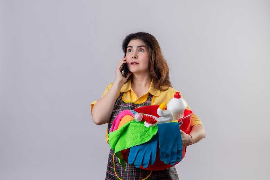 Biodegradable drinking straws with green leaves