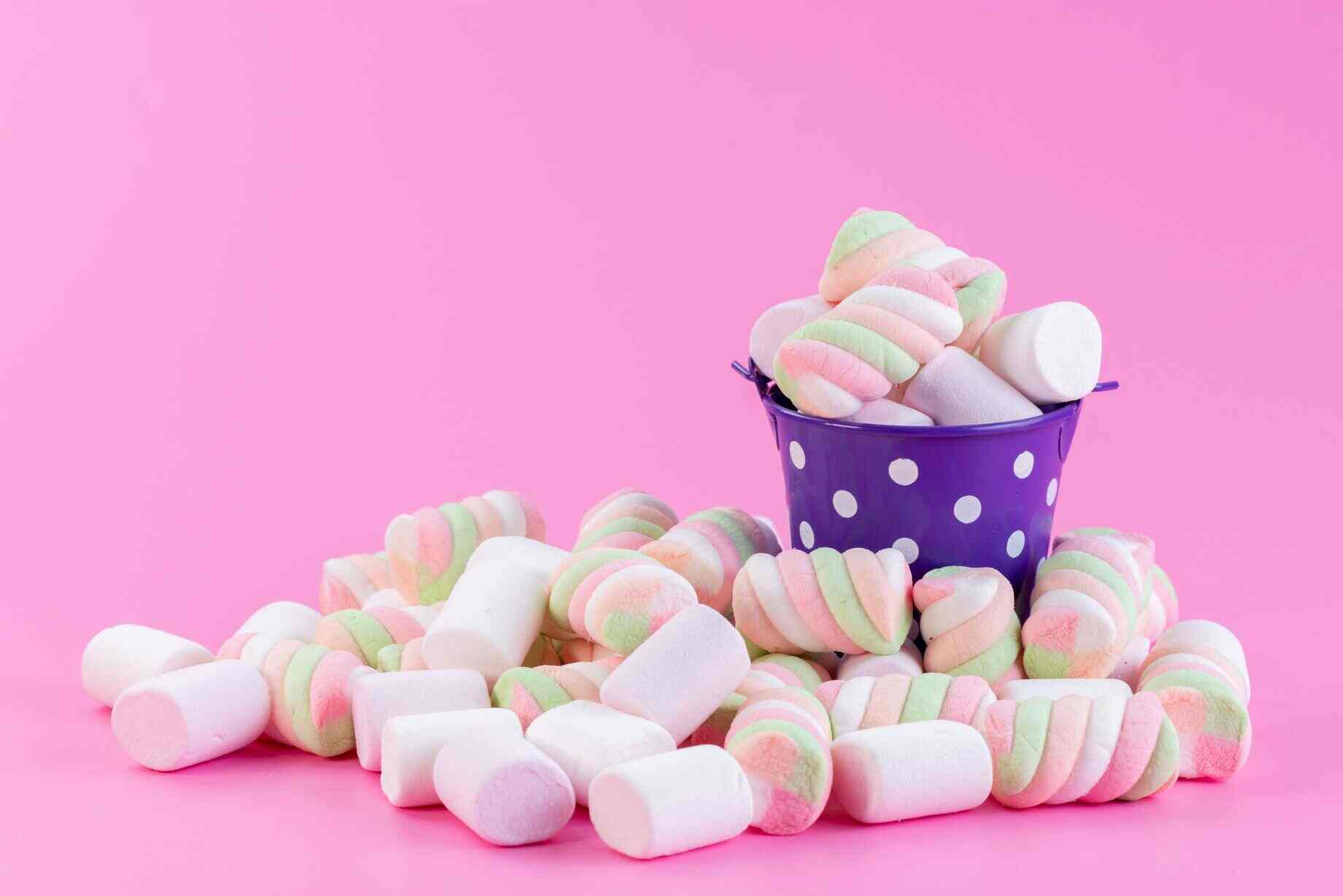 Biodegradable drinking straws with green leaves