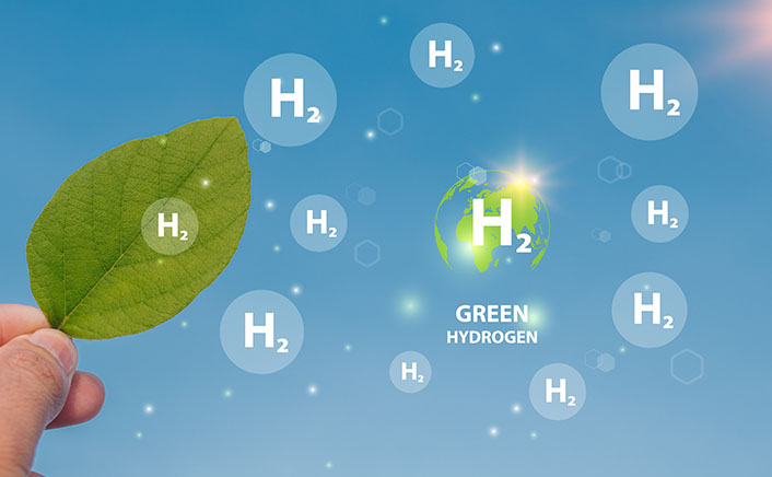Saudi Arabia’s strong policy backing, abundant renewable energy resources, and strategic ambition to become a global clean energy exporter are positioning the country as one of the most significant emerging markets for green hydrogen in the Middle East.