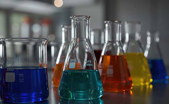 GCC Solvents Market to Reach USD 2.57 Billion by 2033, Driven by Infrastructure Expansion and Petrochemical Integration